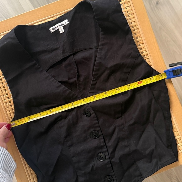 Reformation Devin Black Twill Vest - Picture 4 of 8